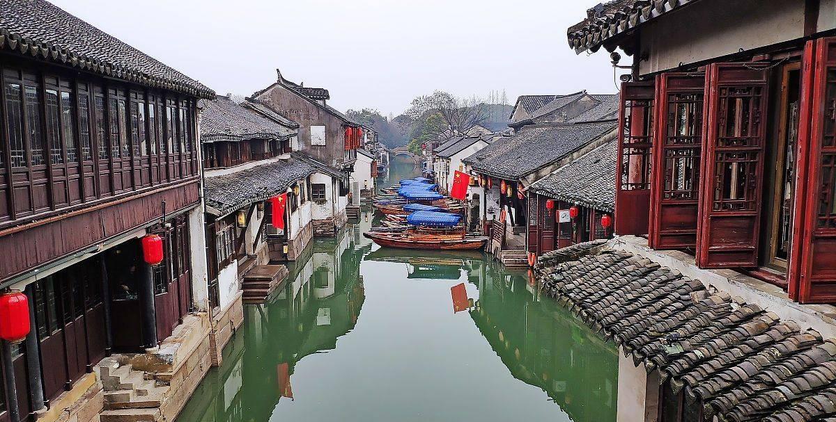 美人鱼游玩